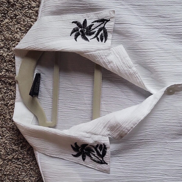 SALE--Allison Daley shirt - Picture 4 of 8